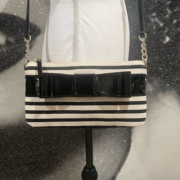 Kate Spade Alice Court Celina Crossbody Bag Purse with Bow Black and Cream - Picture 11 of 16
